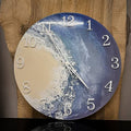 LUMINA Meerblau – Wanduhr aus Epoxidharz, Ø 40 cm