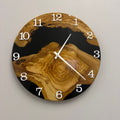 LUMINA Nachtschwarz – Wanduhr aus Nussbaum & Epoxidharz, Ø 40 cm