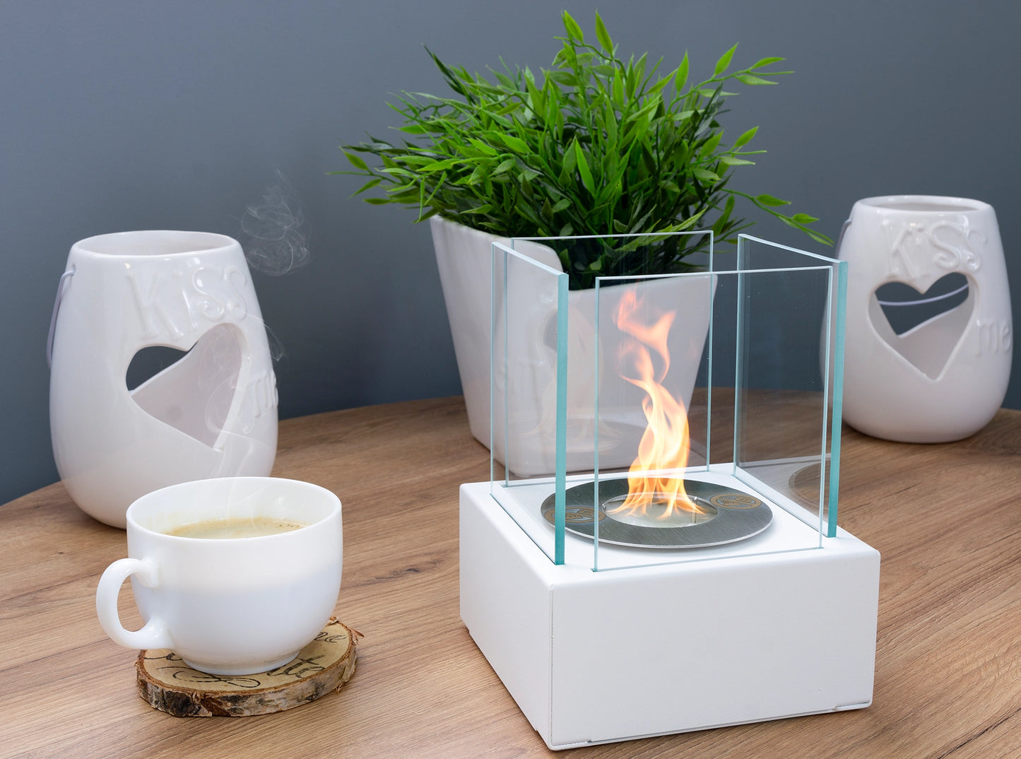 Biokamin Stand Smart Weiß Strukturiert Matt - IgnisLumina.ch