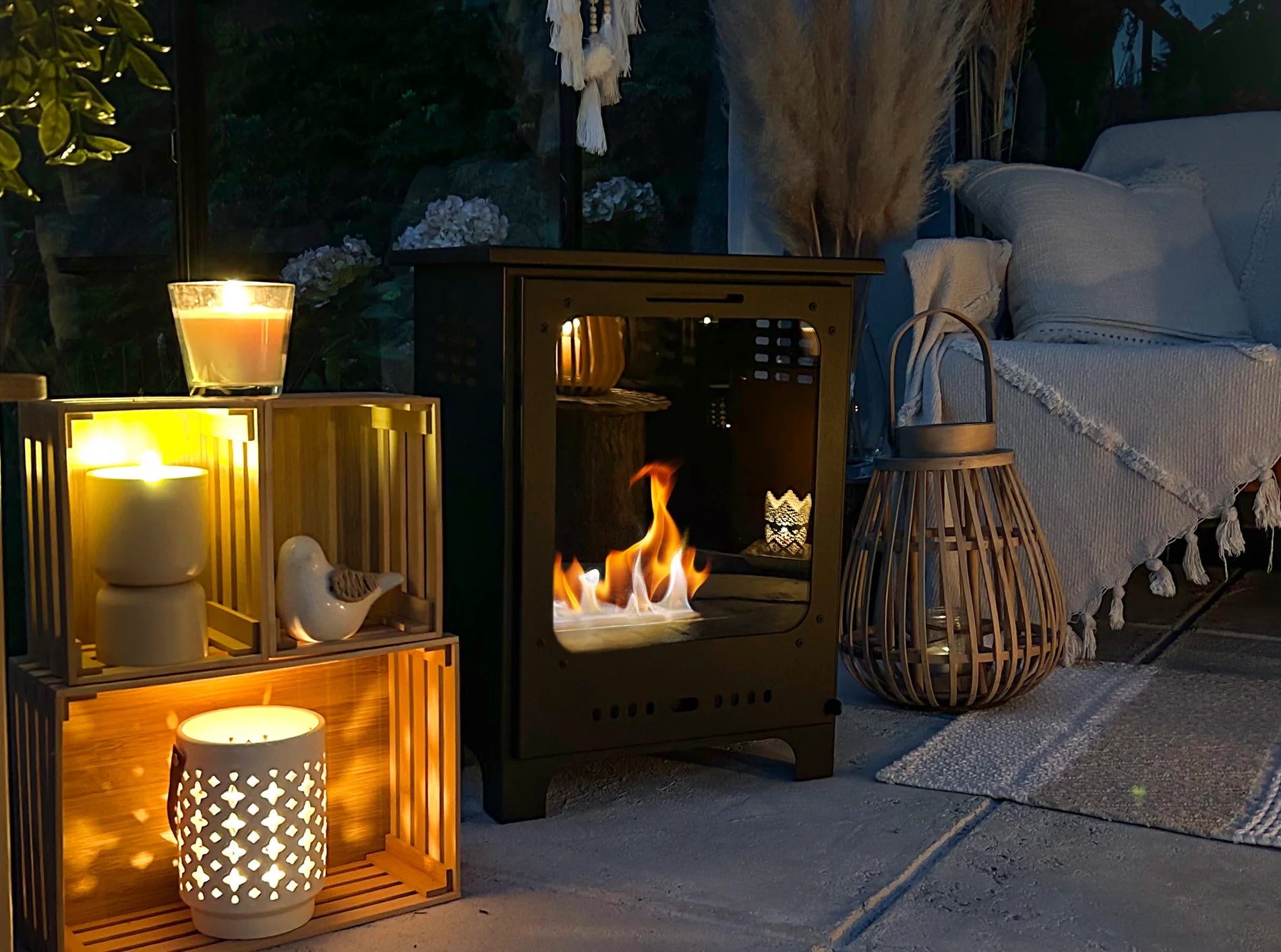 Biokamin Koza Mini Schwarz Matt mit Glas - IgnisLumina.ch