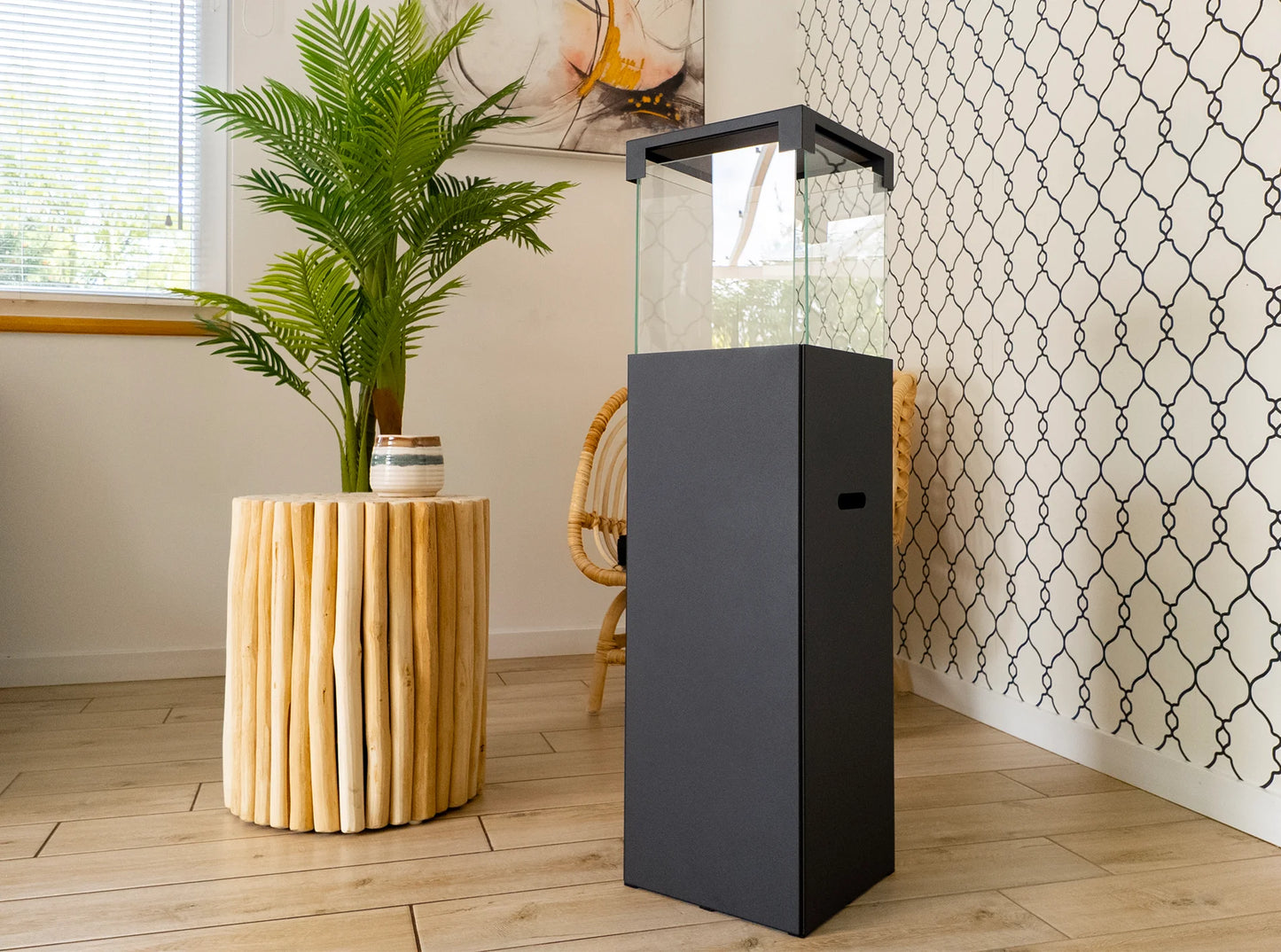 Biokamin Stand PATIO - BESTIA Schwarz Matt - IgnisLumina.ch