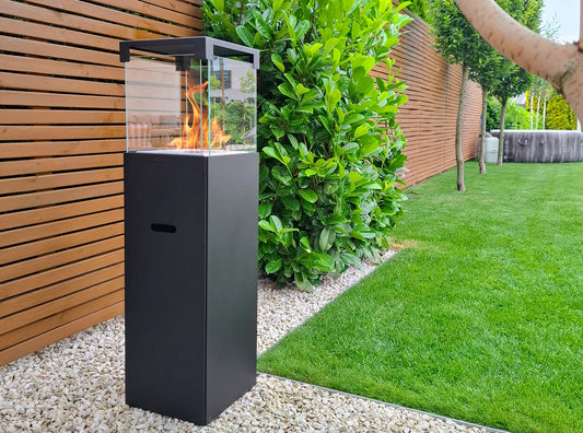 LUMINA Patio | Premium Outdoor-Kamin – Robust, elegant, für grosse Terrassen & Gärten – Detailansicht | IgnisLumina.ch