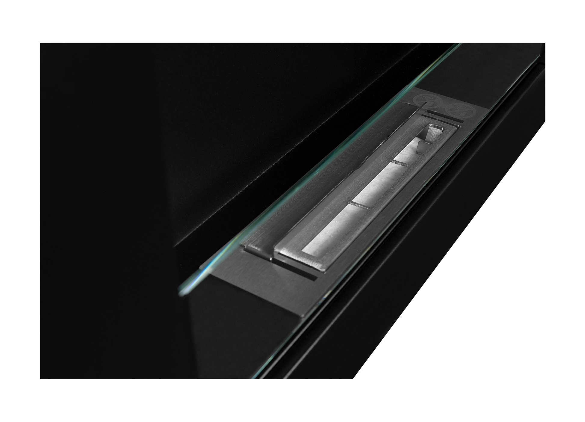 Biokamin BOX 650x400 Schwarz mit Glas - IgnisLumina.ch