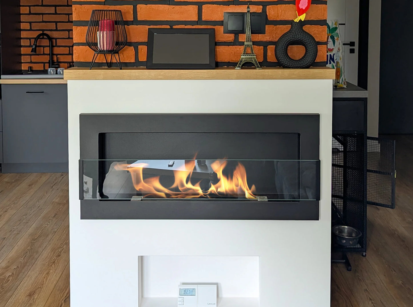 Biokamin 900x400 mit Glas Schwarz Strukturiert - IgnisLumina.ch