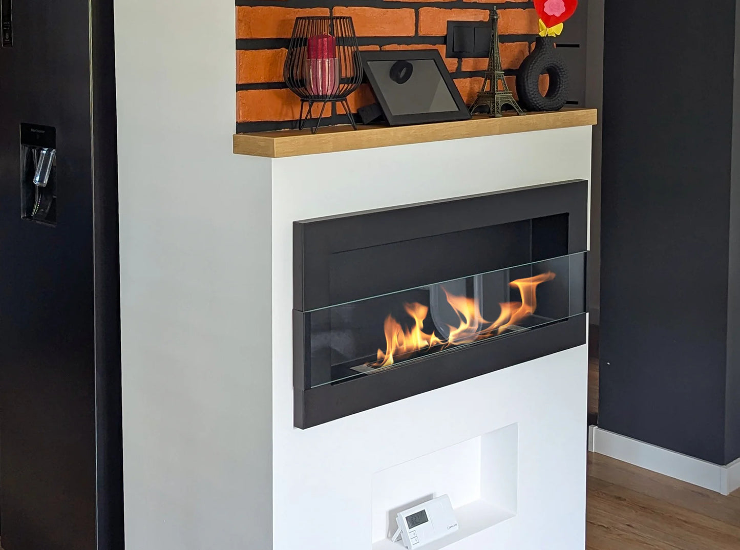 Biokamin 900x400 mit Glas Schwarz Strukturiert - IgnisLumina.ch