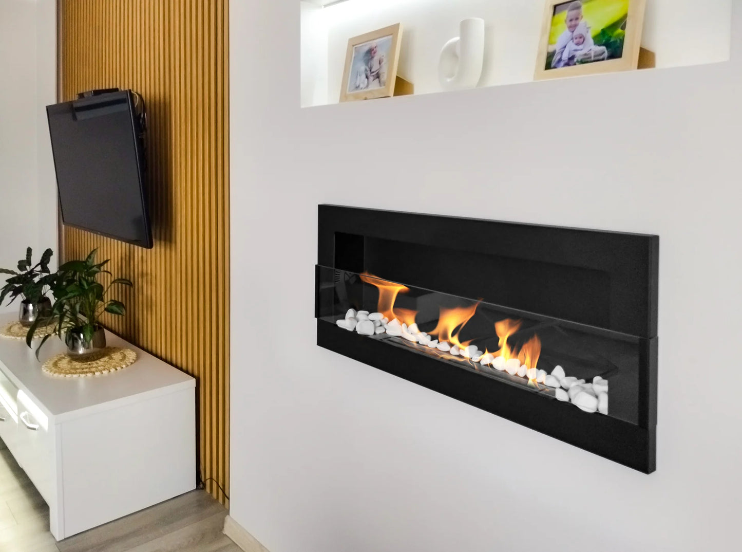 Biokamin 900x400 mit Glas Schwarz Strukturiert - IgnisLumina.ch