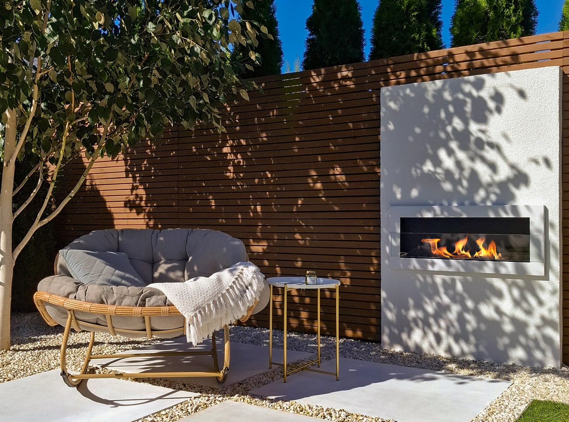 Biokamin 900x400 mit Glas Weiß Hochglanz - IgnisLumina.ch