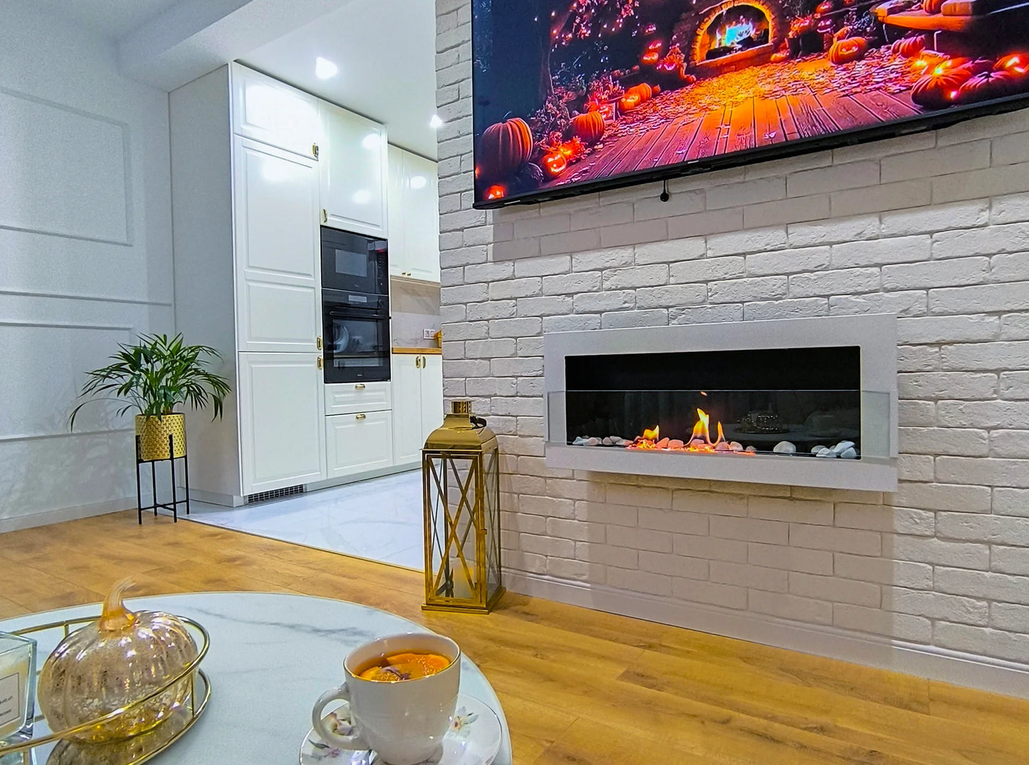 Biokamin 900x400 mit Glas Weiß Hochglanz - IgnisLumina.ch