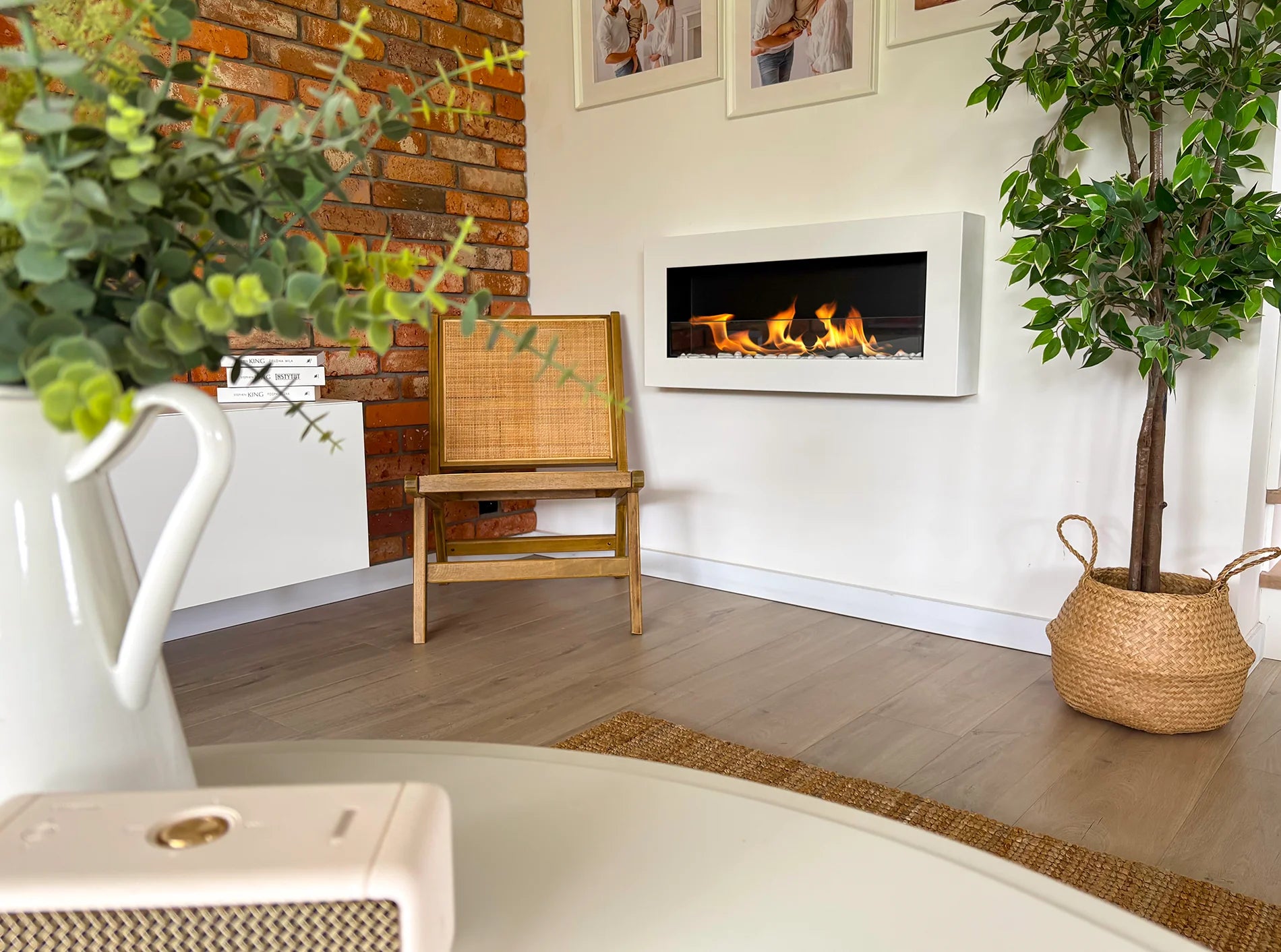 Wand-Biokamin mit Glas 900x400 Box Weiß Strukturiert Matt - IgnisLumina.ch