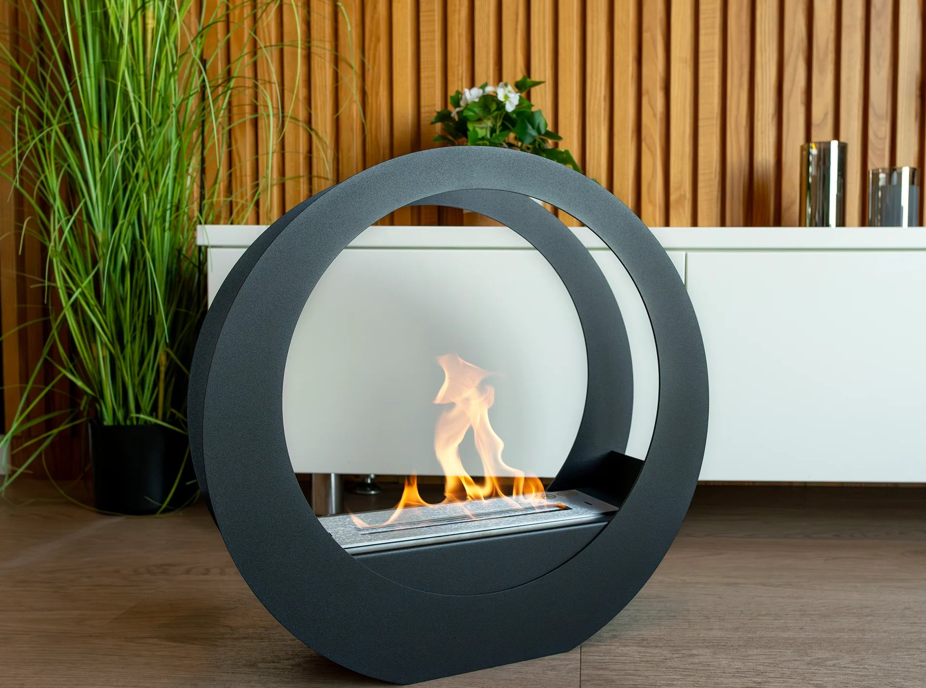 Biokamin Stand ONLY Schwarz Matt - IgnisLumina.ch