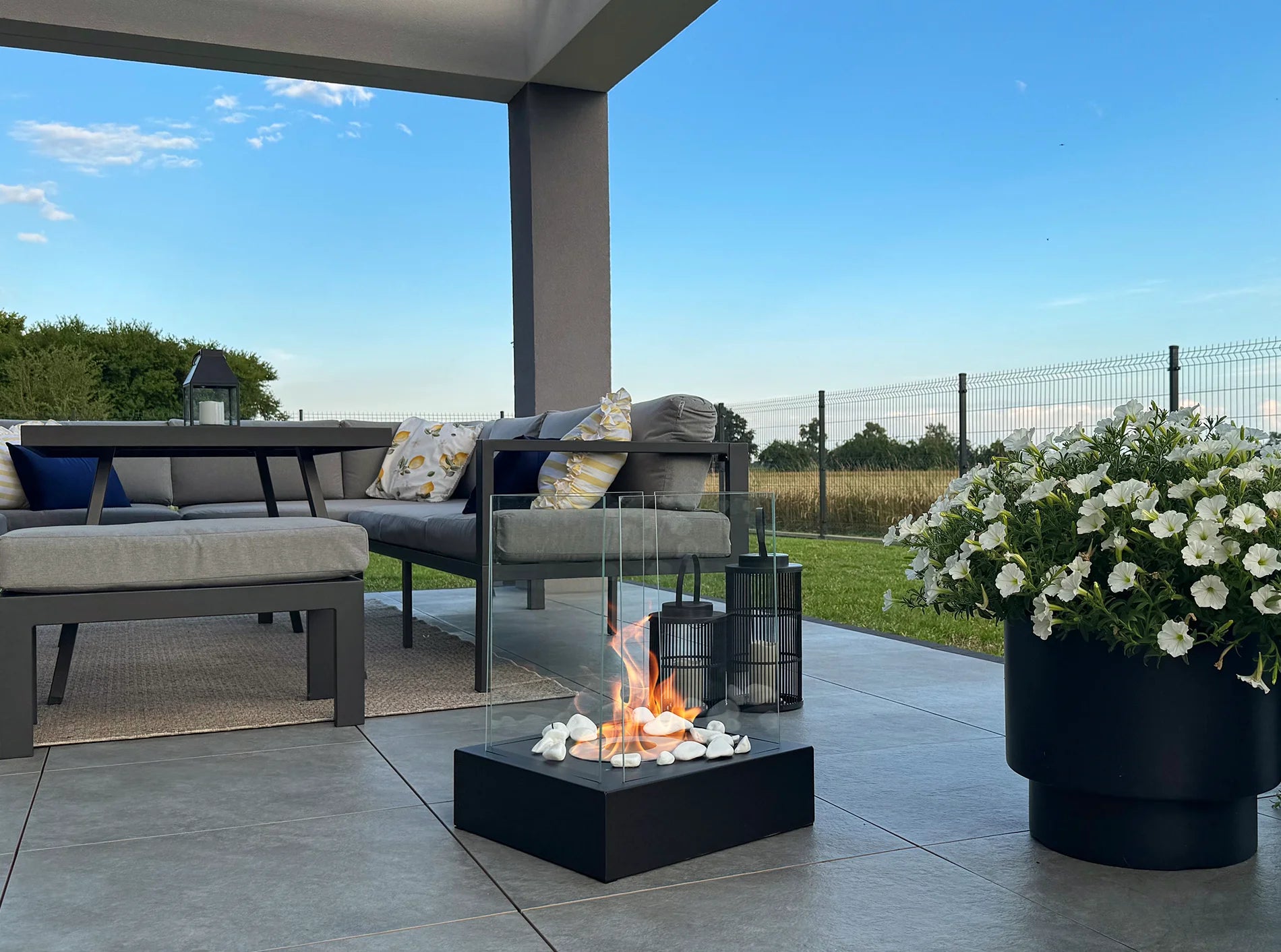 Biokamin Stand Sunset Garden Schwarz - IgnisLumina.ch