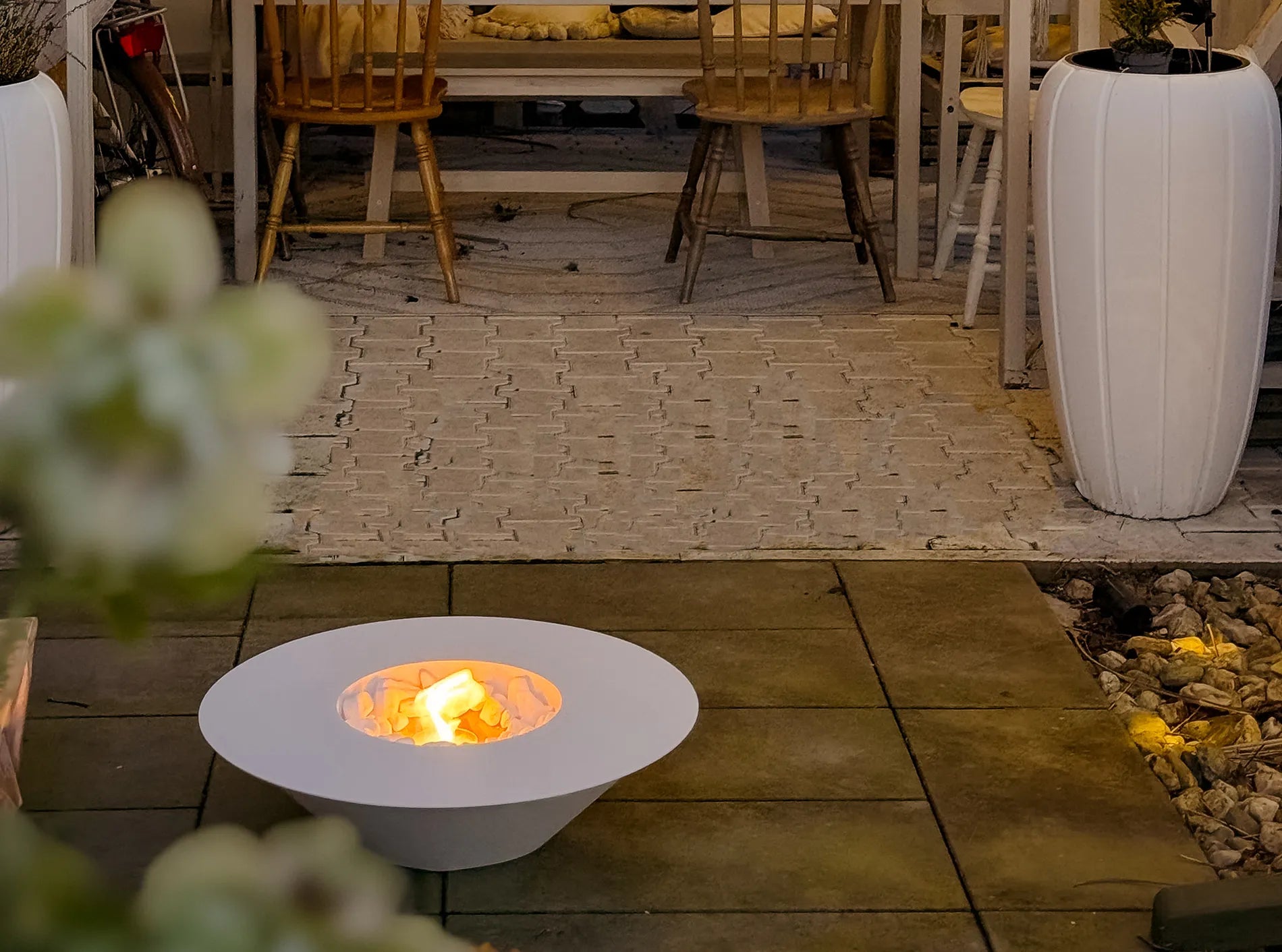 Biokamin Stand Universe Weiß Matt - IgnisLumina.ch