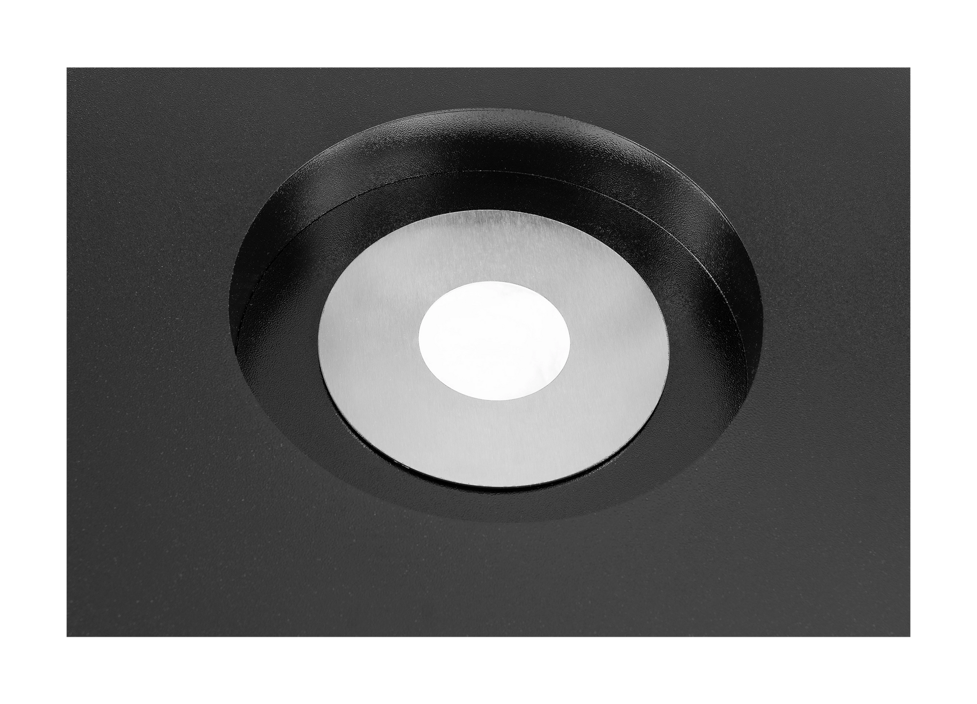 Biokamin Stand Universe Schwarz Matt - IgnisLumina.ch