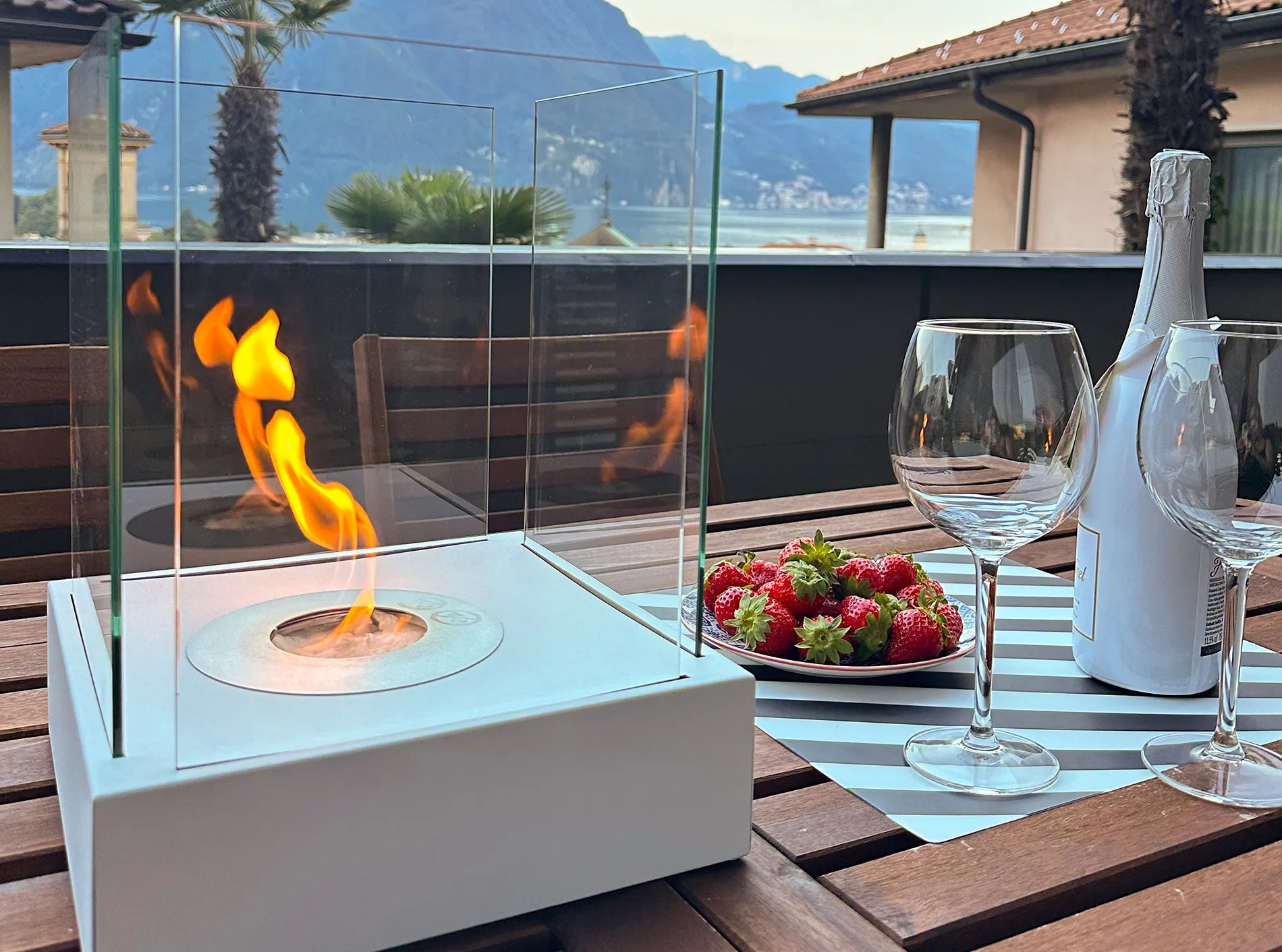 Biokamin Stand Sunset Garden Mini Weiß Matt - IgnisLumina.ch