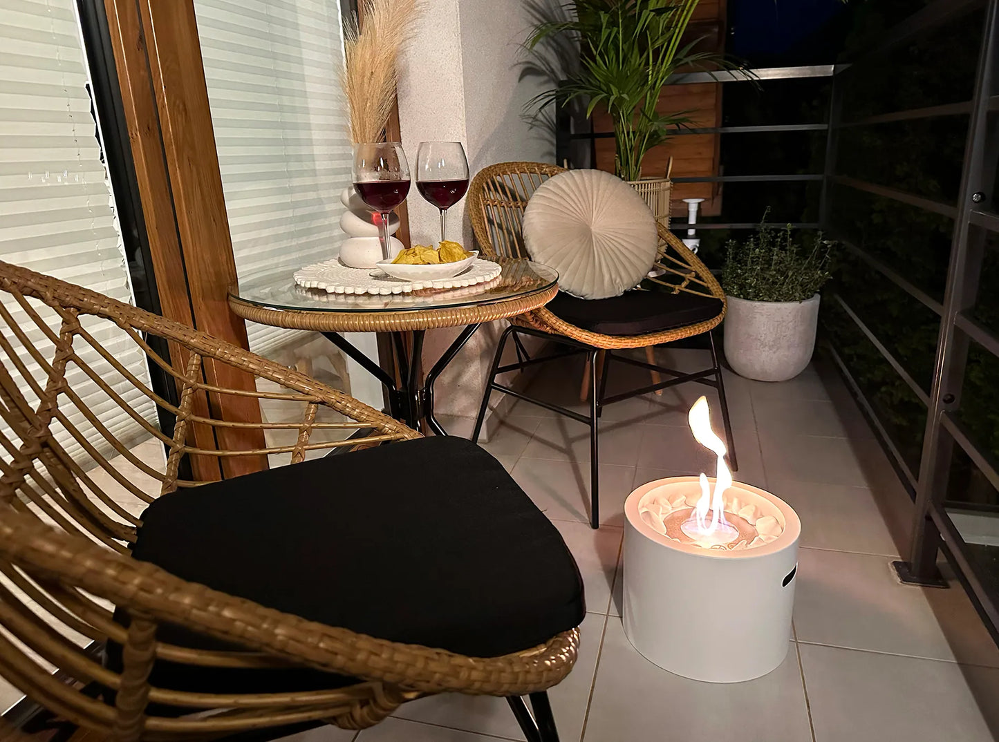 Biokamin Stand Moon Mini Weiß Matt - IgnisLumina.ch