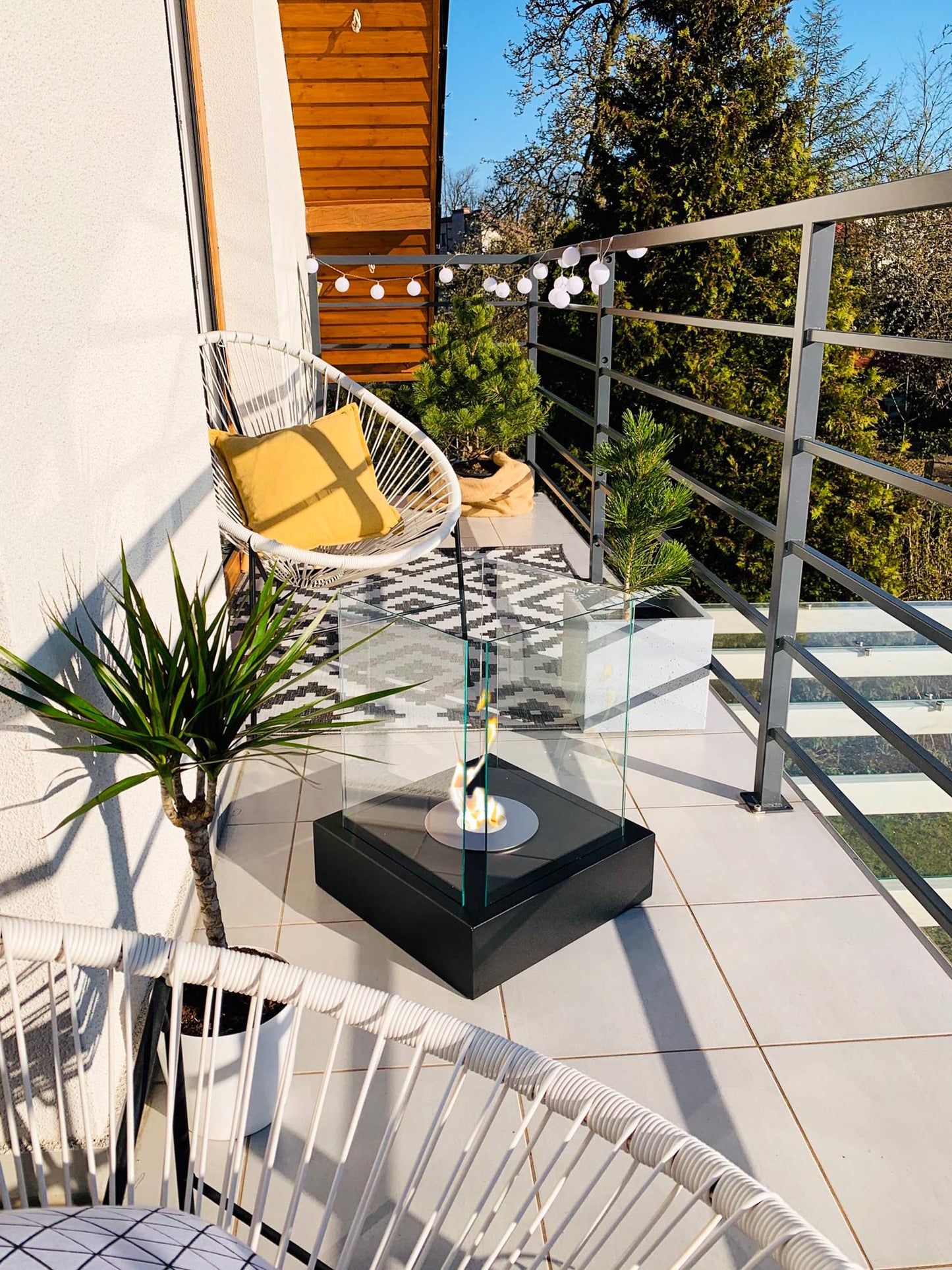 Biokamin Stand Sunset Garden Schwarz - IgnisLumina.ch