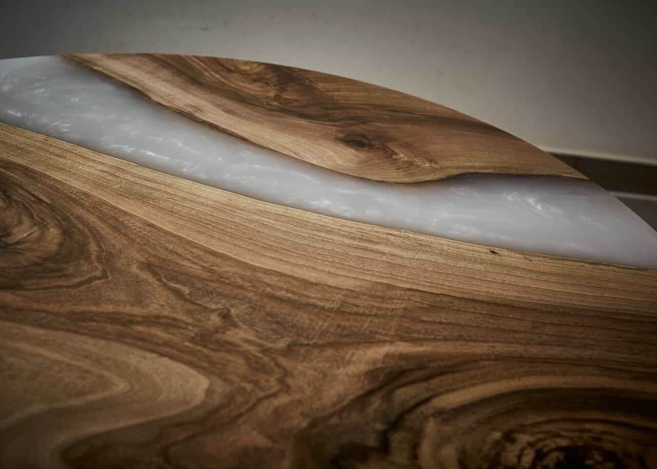 LUMINA Perlmutt – Epoxidharz Couchtisch Exklusivkollektion – Ansicht 8 | IgnisLumina
