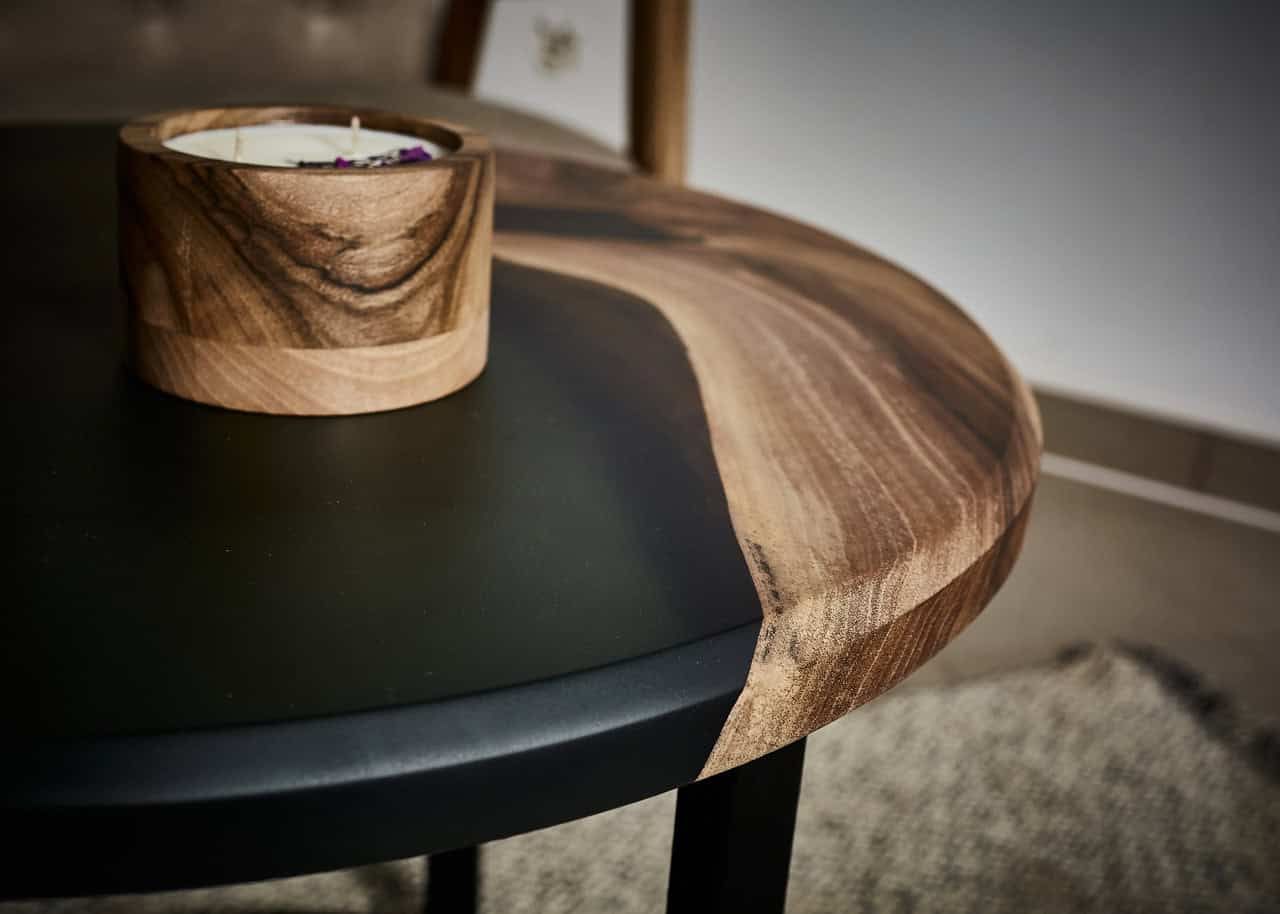 LUMINA Forrest – Epoxidharz Couchtisch Exklusivkollektion – Ansicht 7 | IgnisLumina