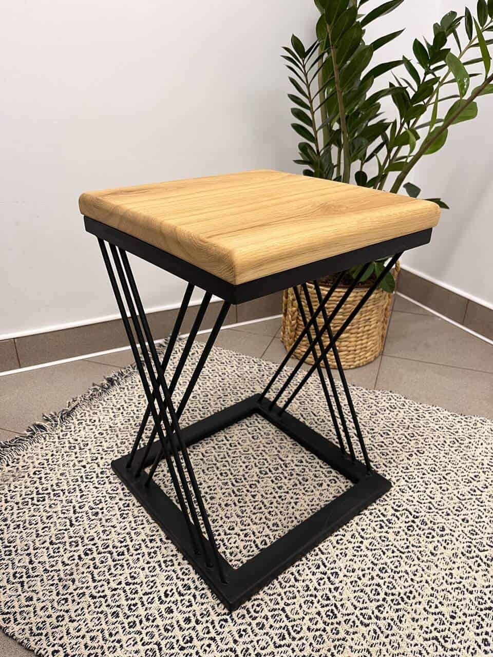 LUMINA Eiche Massivholz Hocker – Massivholz Stuhl Exklusivkollektion | Premium Design Schweiz