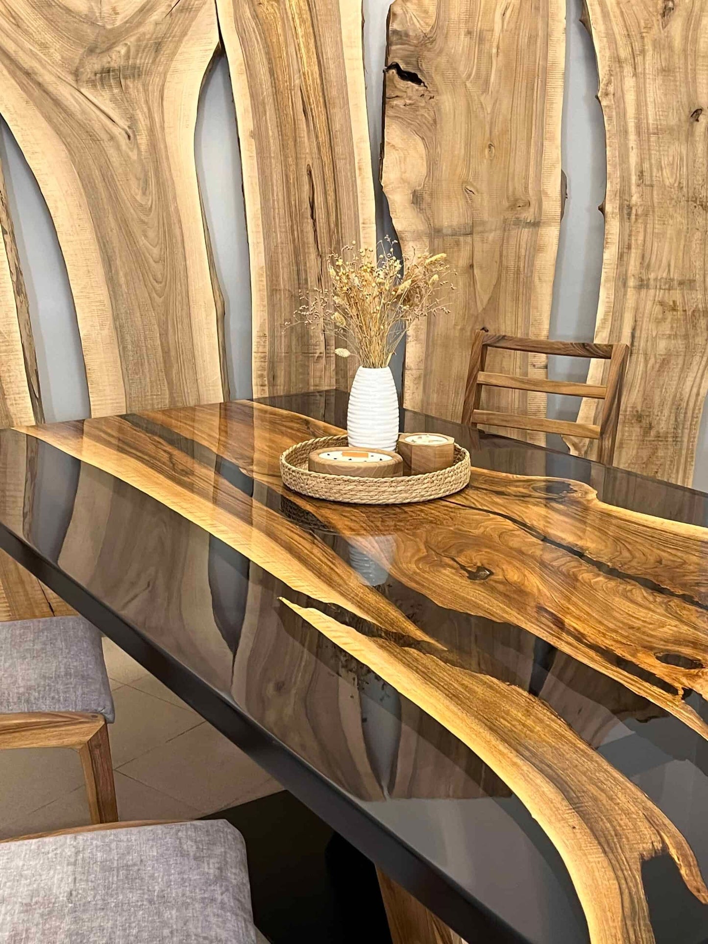 LUMINA Velaris – Epoxidharz Esstisch Exklusivkollektion