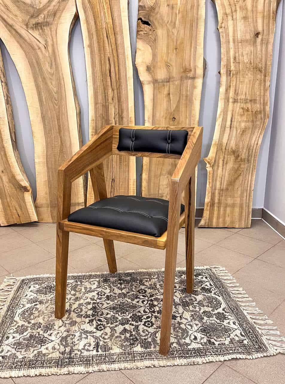 LUMINA Massivholz Stuhl mit Kunstleder Lux – Massivholz Stuhl Exklusivkollektion | Premium Design Schweiz