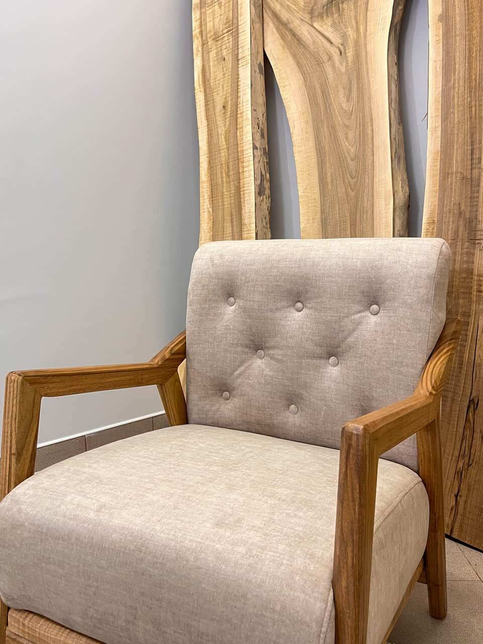 LUMINA Relax Sessel mit Holzrahmen – Massivholz Stuhl Exklusivkollektion – Ansicht 3 | IgnisLumina