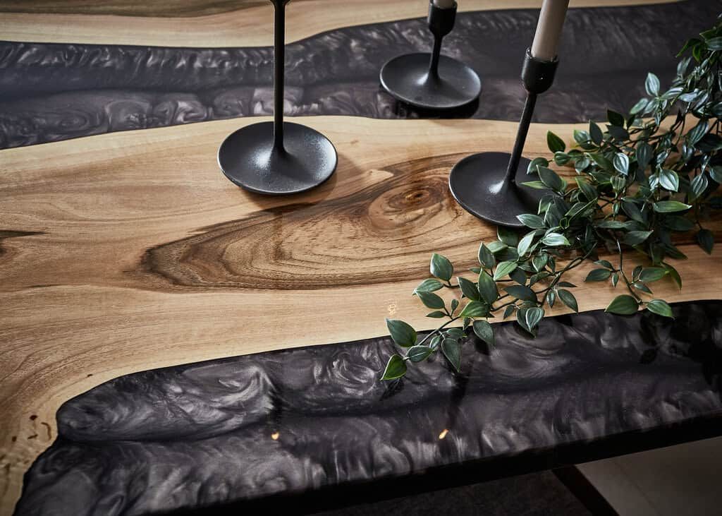 LUMINA Grauer Nebel – Epoxidharz Esstisch Exklusivkollektion – Ansicht 9 | IgnisLumina