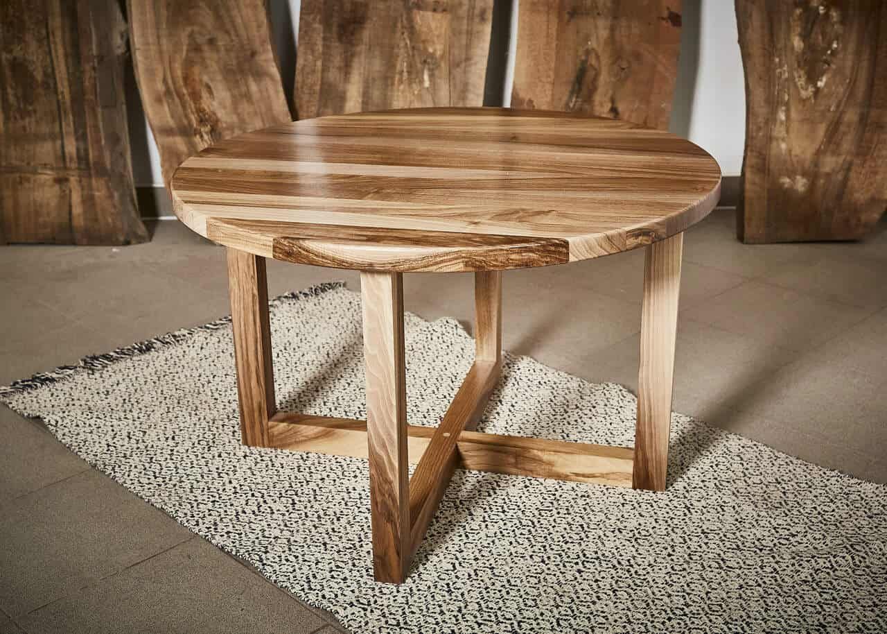 LUMINA Nussbaum – Epoxidharz Couchtisch Exklusivkollektion – Ansicht 6 | IgnisLumina