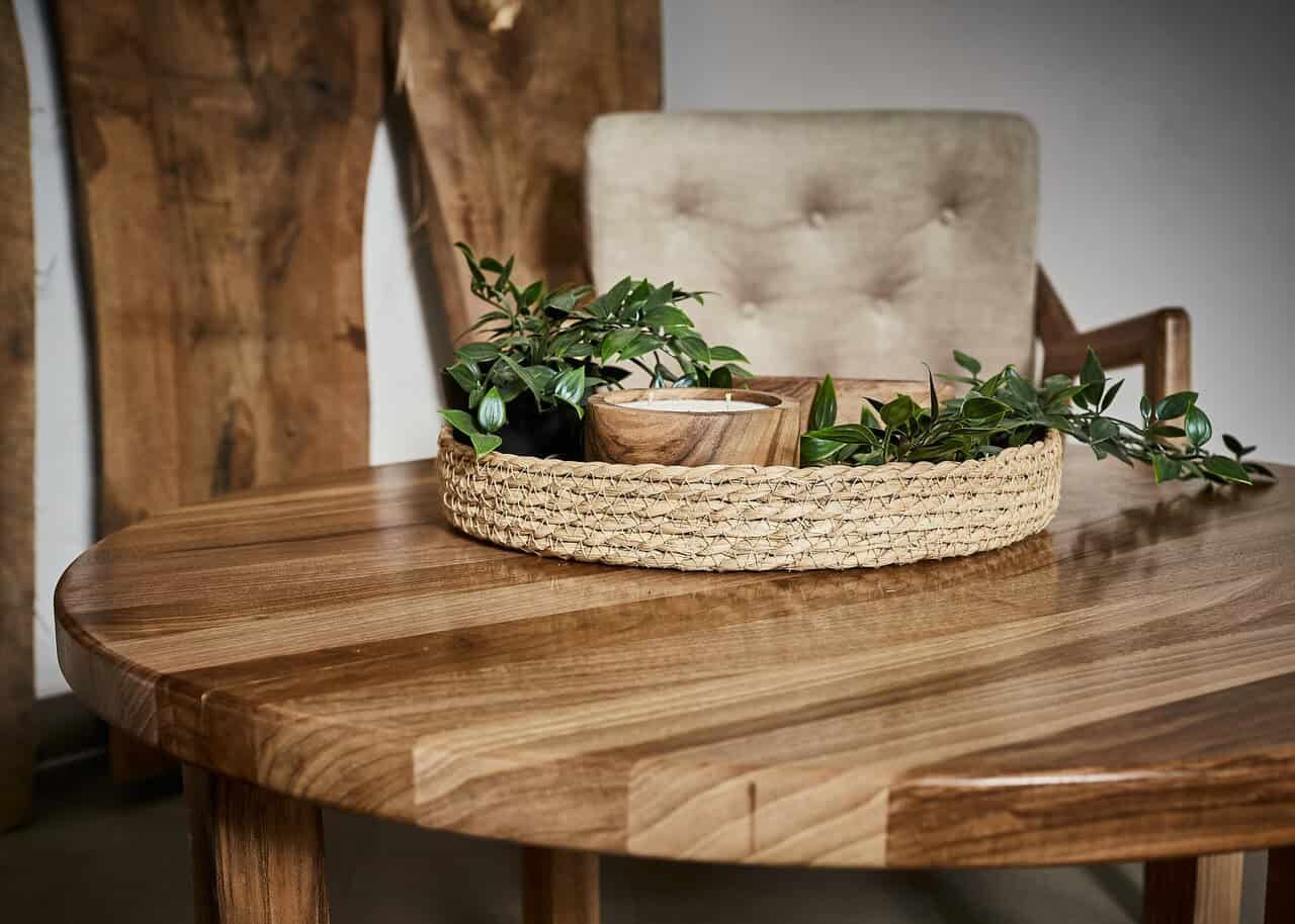 LUMINA Nussbaum – Epoxidharz Couchtisch Exklusivkollektion – Ansicht 2 | IgnisLumina