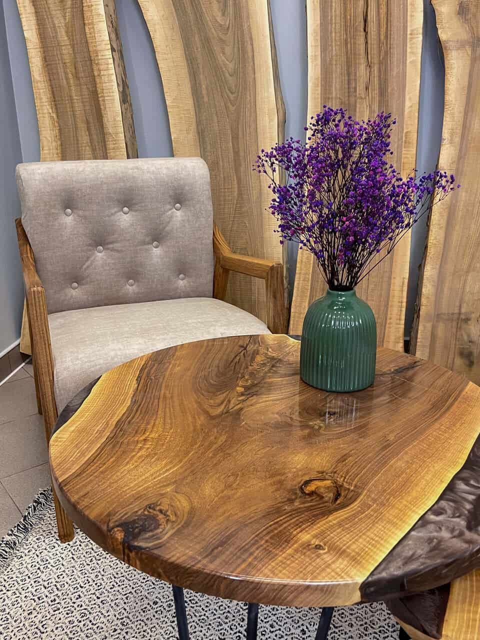 LUMINA Eclipse – Epoxidharz Couchtisch Exklusivkollektion – Ansicht 3 | IgnisLumina