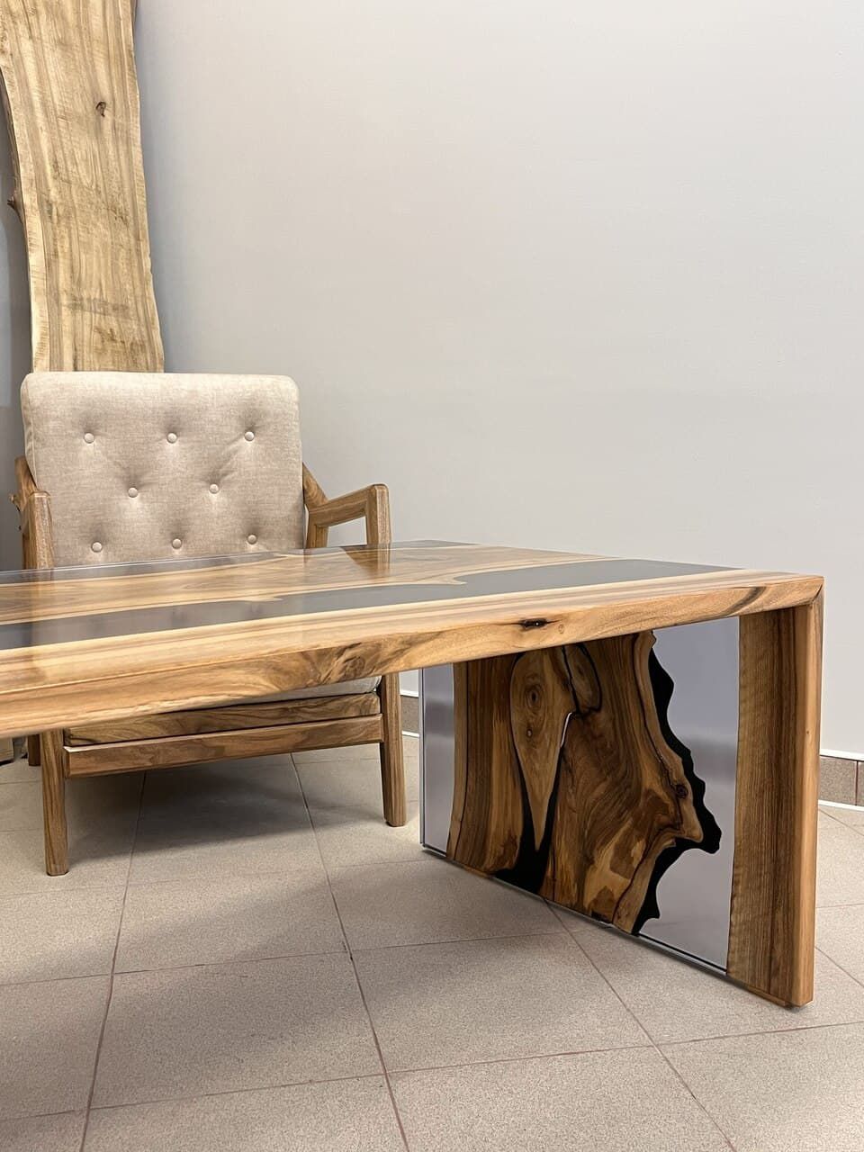 LUMINA Velaris – Epoxidharz Couchtisch Exklusivkollektion