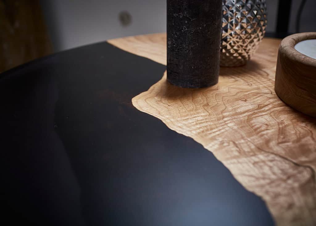 LUMINA Terra – Epoxidharz Couchtisch Exklusivkollektion – Ansicht 6 | IgnisLumina