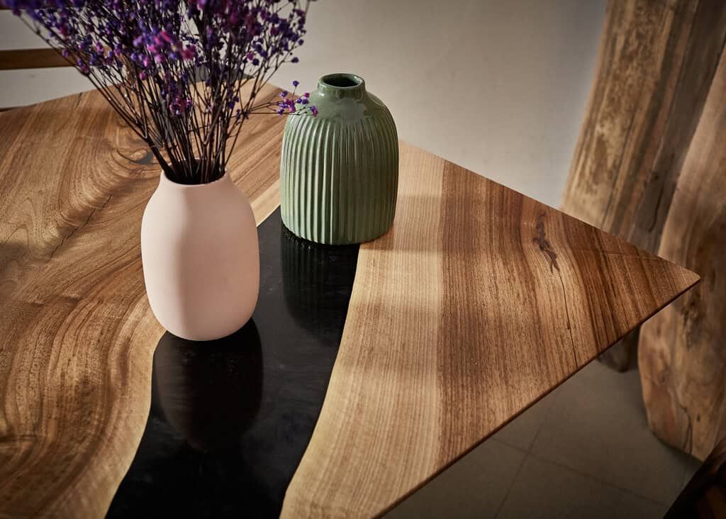 LUMINA Kaskade – Epoxidharz Esstisch Exklusivkollektion – Ansicht 6 | IgnisLumina