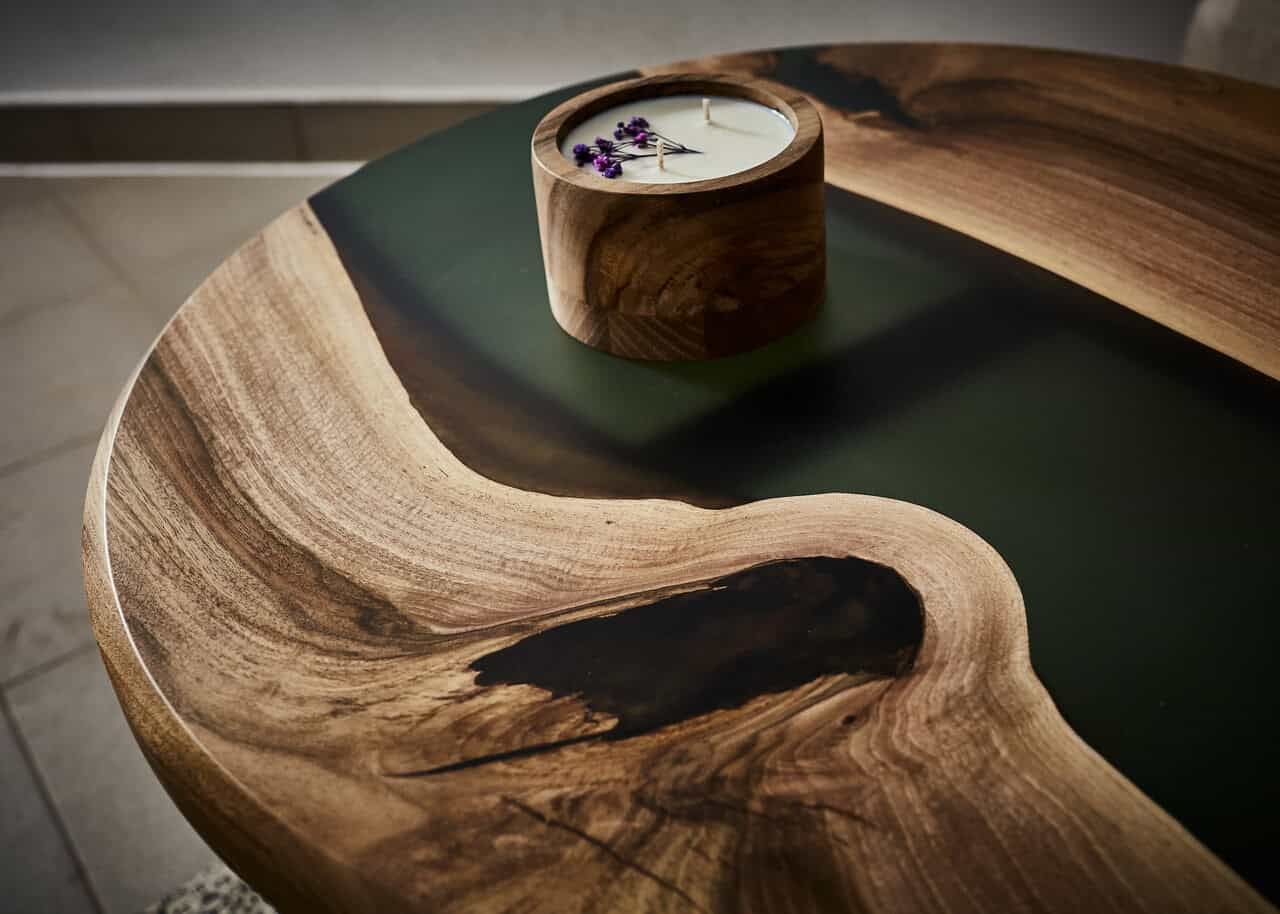 LUMINA Forrest – Epoxidharz Couchtisch Exklusivkollektion – Ansicht 2 | IgnisLumina