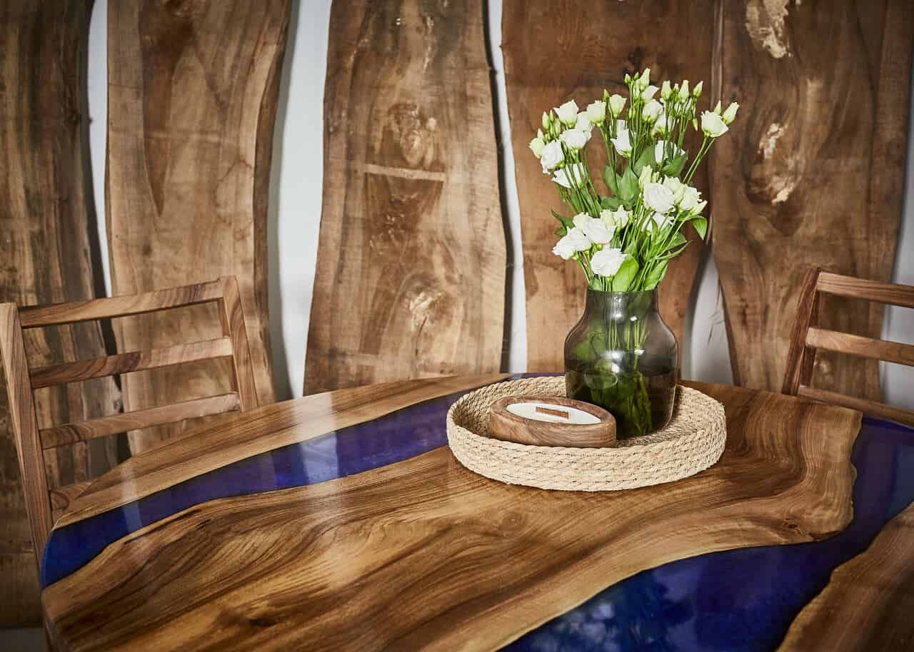 LUMINA Blaue Ostsee – Epoxidharz Esstisch Exklusivkollektion – Ansicht 5 | IgnisLumina