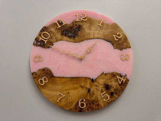LUMINA Puderrosa – Wanduhr aus Pappel & Epoxidharz, Ø 40 cm